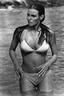 Raquel Welch Halter Nombril Bikini 1967